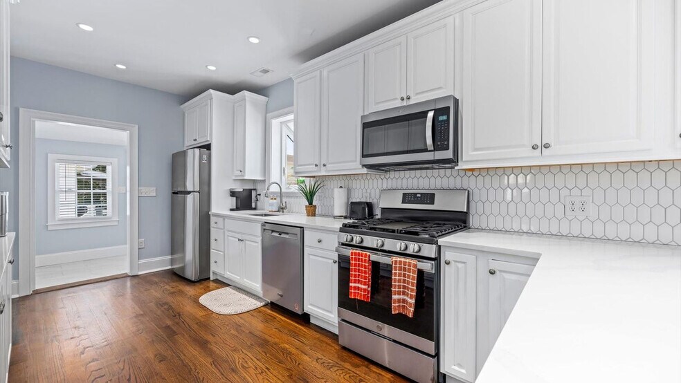 Building Photo - 54 Wesley Rd