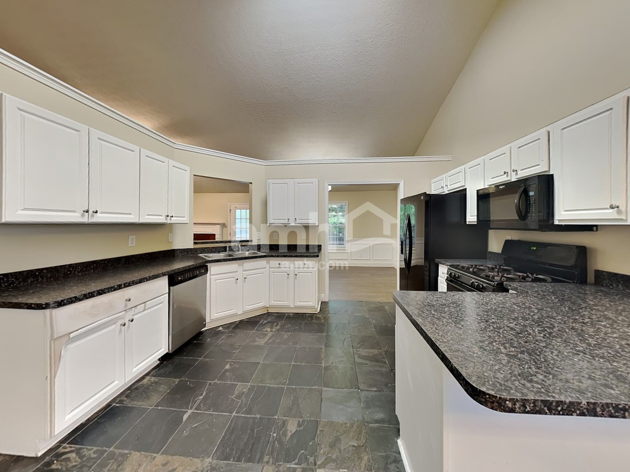 Building Photo - 2710 Meadow Gate Way