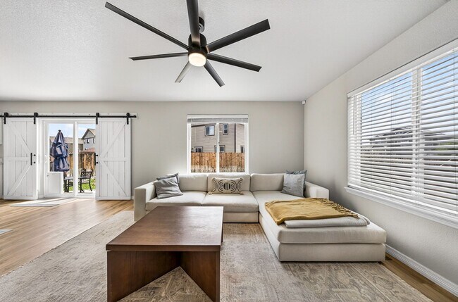 Building Photo - 6275 Wild Turkey Dr