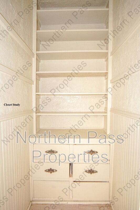 Building Photo - 1419 Wyoming Ave