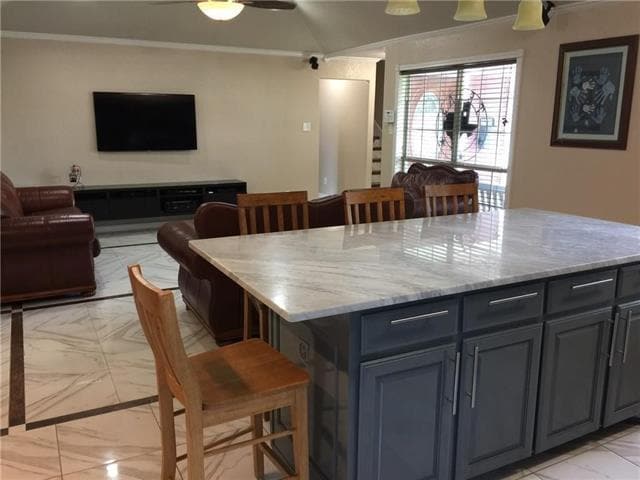 Building Photo - 2527 Cunningham St