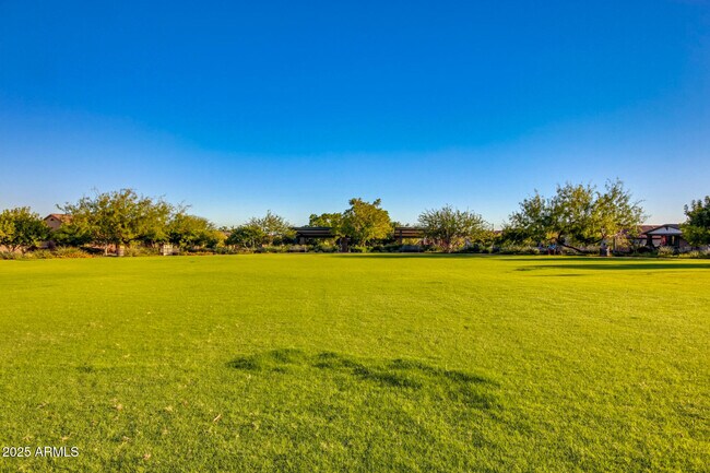 Building Photo - 3142 N Clanton St