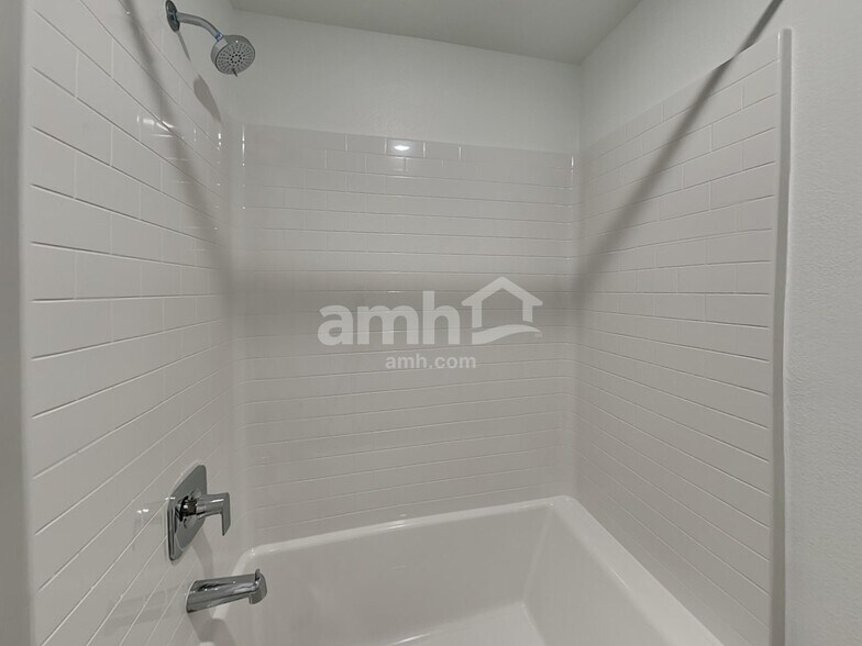 Building Photo - 5805 Casterly Rock St