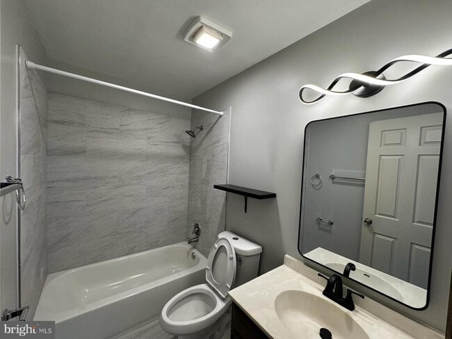 Building Photo - 516 Susan Dr