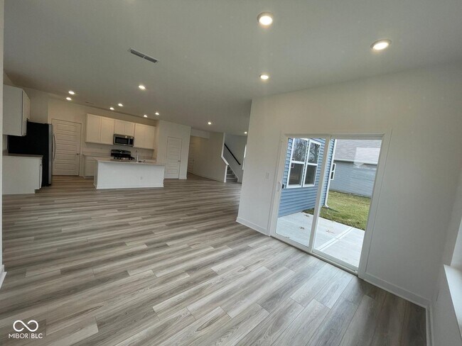 Building Photo - 6852 Orchard Run Cir