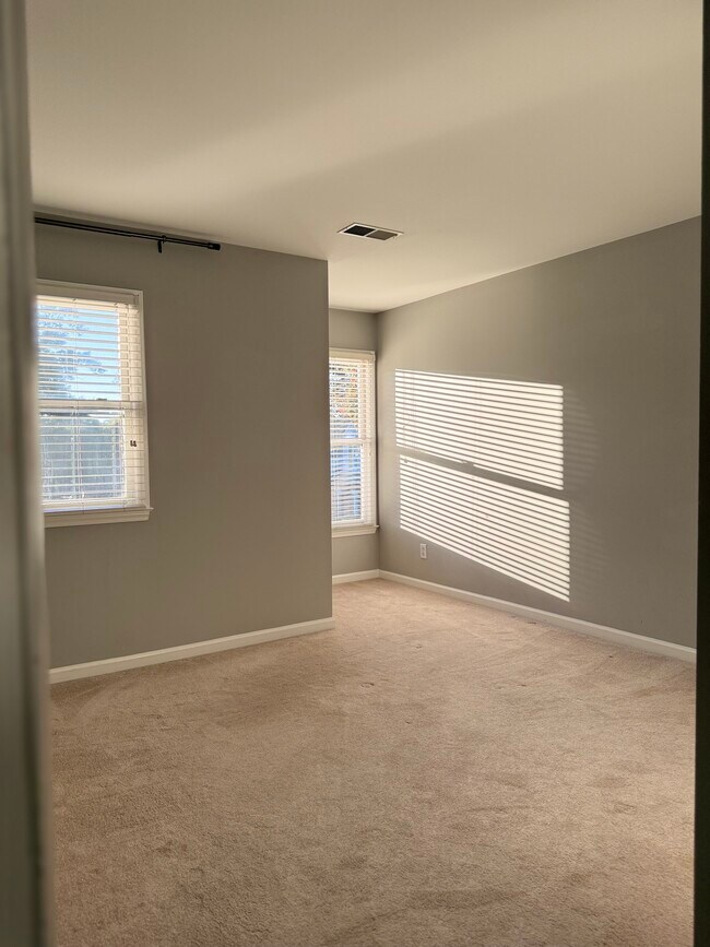 Building Photo - 4743 Morning Dew Ct