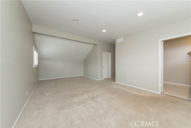 Building Photo - 4925 Rockvalley Rd