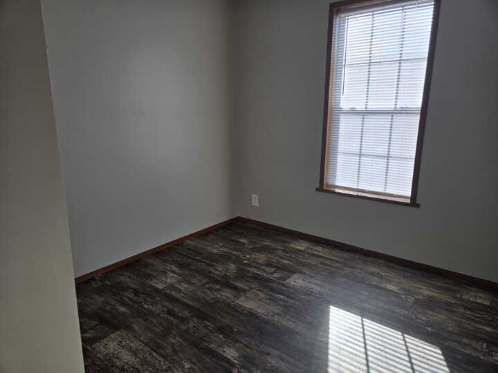 Building Photo - 3510 N 9th St