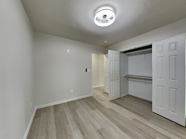 Building Photo - 4348 Spindletree Ln
