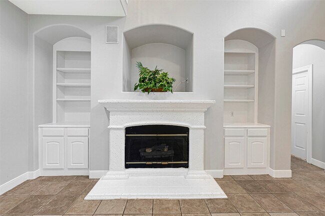 Building Photo - 8619 Arranmore Ln