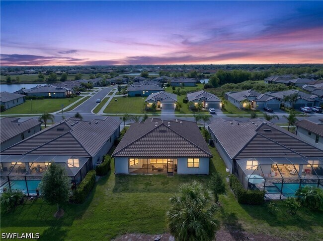 Building Photo - 1388 Birdie Dr