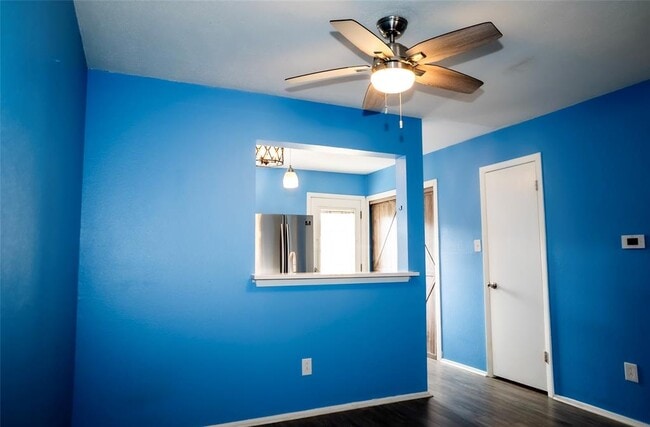 Building Photo - 11901 Swearingen Dr