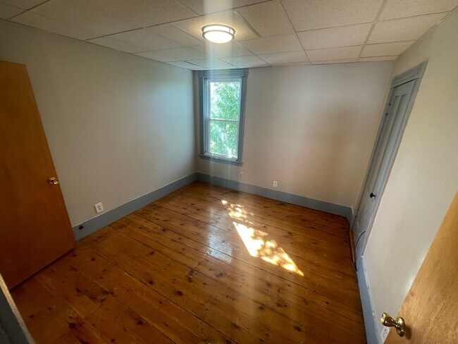 Building Photo - 91 Blackstone River Rd