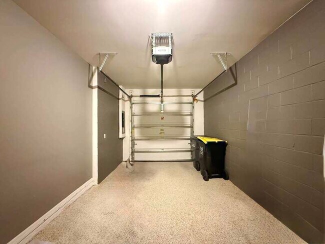 Building Photo - 212 Feltrim Reserve Blvd