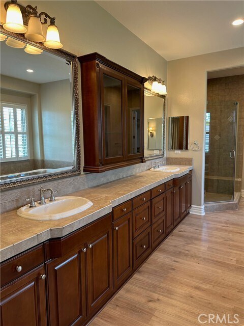 Building Photo - 25351 Mustang Dr