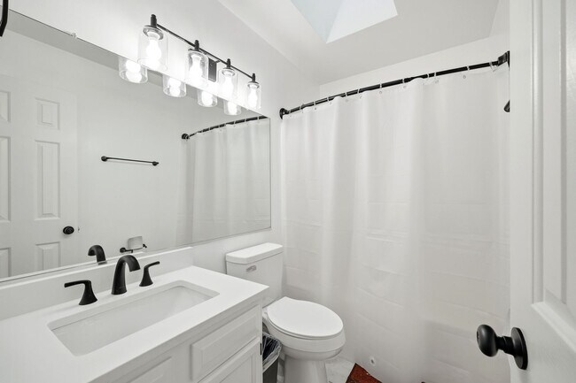 Building Photo - 1600 Old Brook Rd