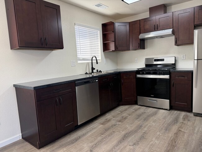 Building Photo - 1762 Willis St