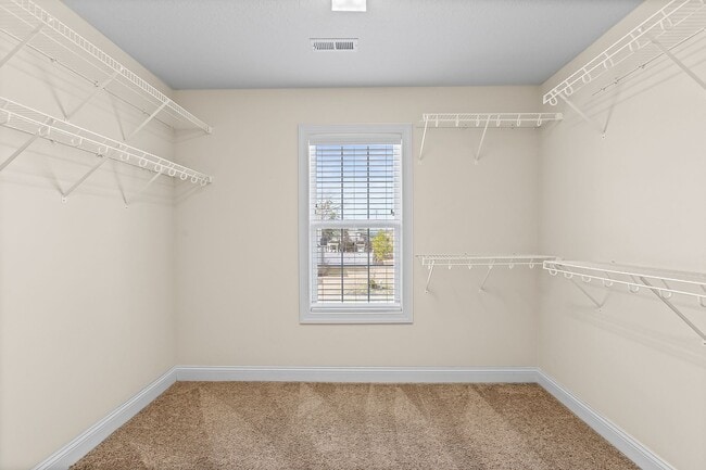 Building Photo - 304 Little Egret Ln