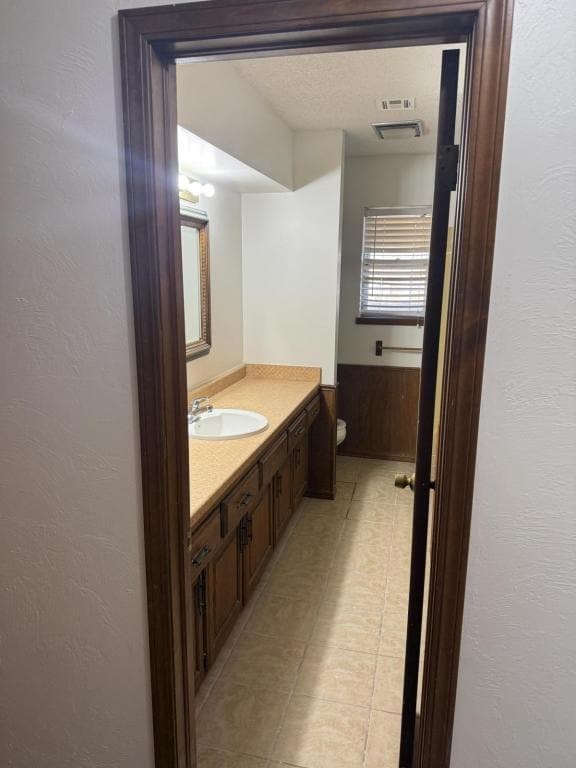 Building Photo - 1812 W Liberty Ave