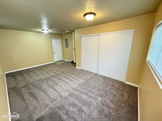 Building Photo - 213 S 48th Ave