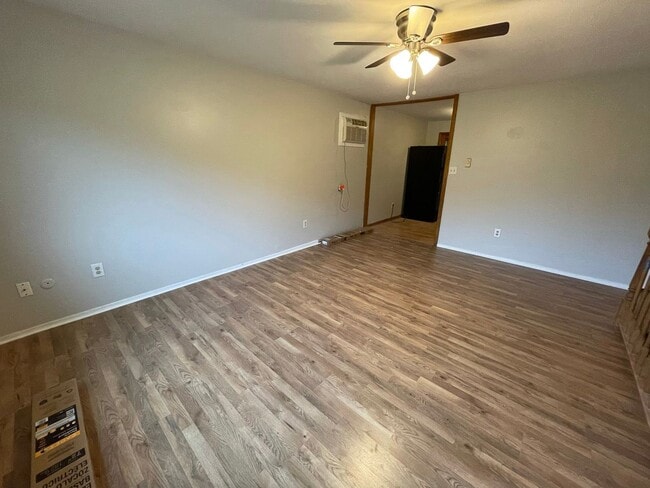 Building Photo - 3523 Conway Wallrose Rd