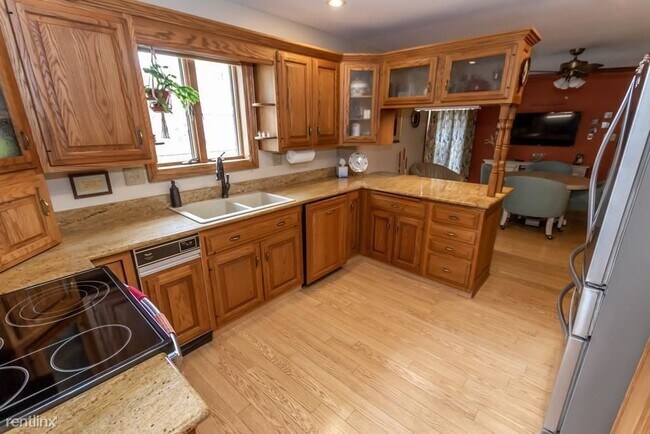 Building Photo - 2 br, 2 bath Condo - 481 Camby Ct