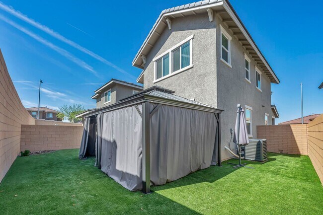 Building Photo - 688 Monroe Hl Pl