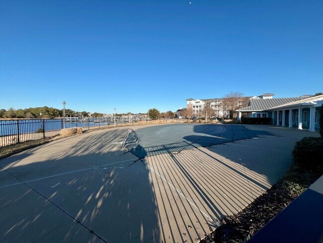 Building Photo - 8230 Highland St