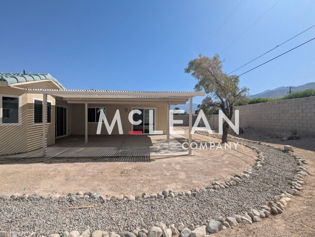 Building Photo - Great Deal on Beautiful 4 Bedroom Home!
