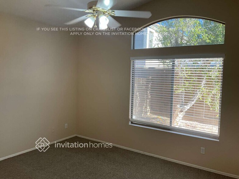 Building Photo - 8370 W Salter Dr