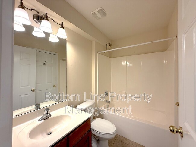 Building Photo - 13031 Bullock Greenway Blvd