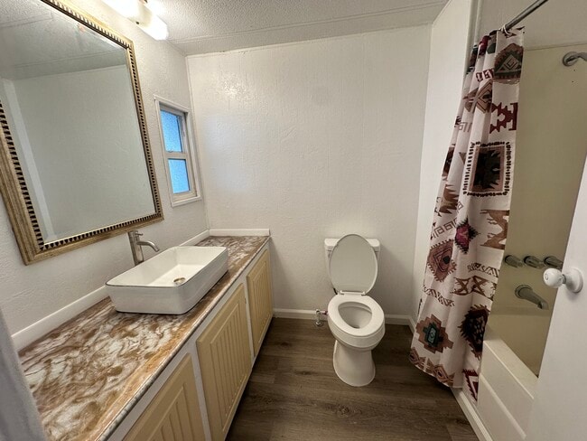 Building Photo - 44826 Orpington Ave