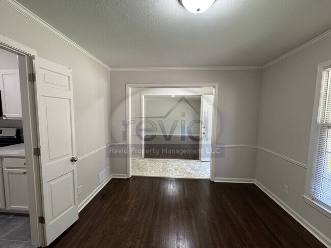 Building Photo - 5467 Derron Ave