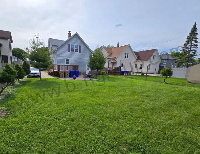 Building Photo - 4529 18th Ave