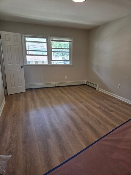 Building Photo - 519 Boonton Ave