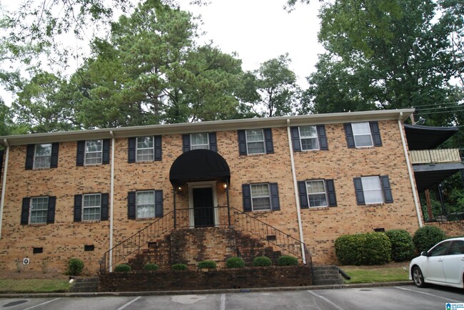 Building Photo - 849 Vestavia Villa Ct