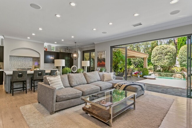 Building Photo - Bonita Canyon Luxury Estate With Pool