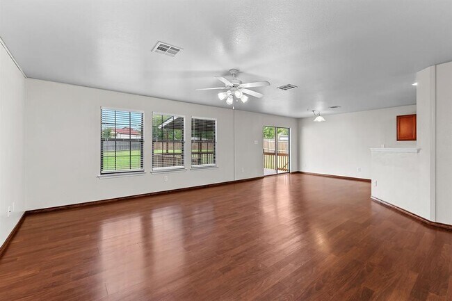 Building Photo - 5508 Tabby Cove