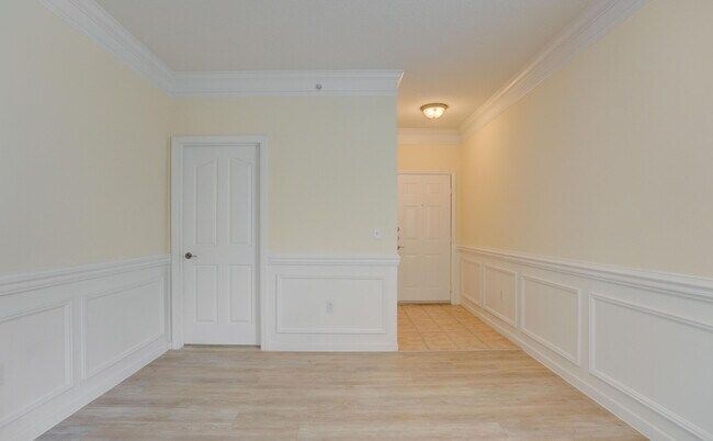 Building Photo - 224 Murcia Dr
