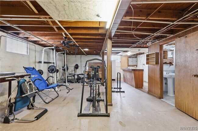 Building Photo - 56 Awood Pl