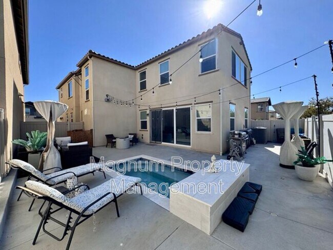 Building Photo - 38572 Rosegate Pl