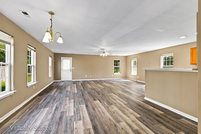 Building Photo - 822 Oakshire Cir