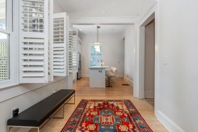 Building Photo - 242 Haralson Ave NE