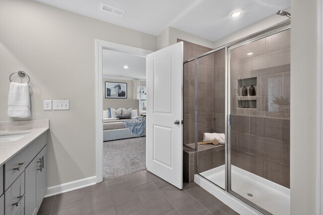 Building Photo - 314 Hyssop Ct
