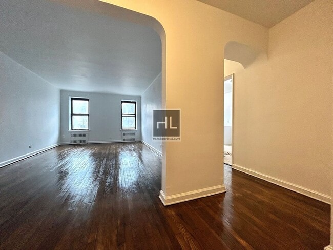 Building Photo - OVINGTON AVENUE