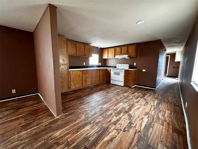 Building Photo - 40 County Rd 3557