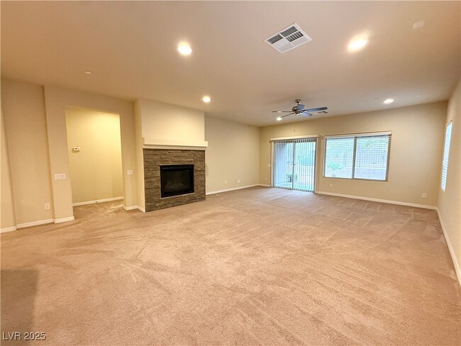 Building Photo - 2600 Bechamel Pl