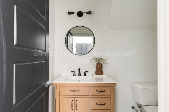 Building Photo - 4005 N Indiana Ave