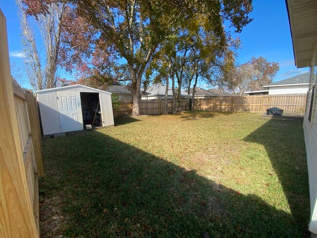 storage shed - 36 Stowe Rd