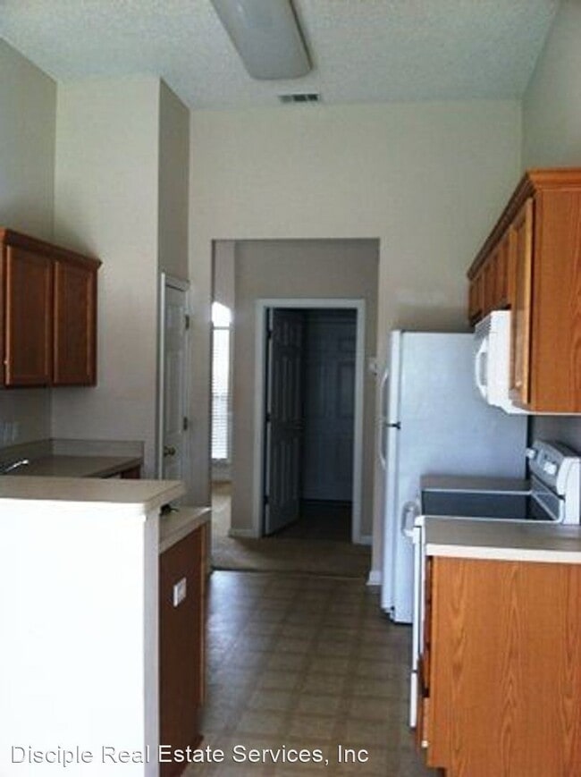 Building Photo - 3 br, 2 bath House - 499 Ivey Street